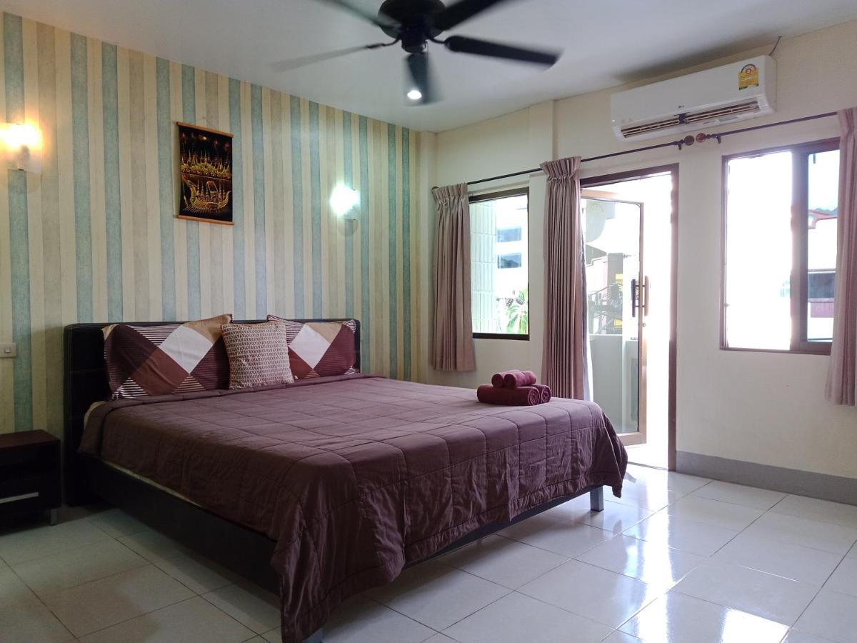 Living Room Guesthouse & Cafe Bar Karon Exterior photo