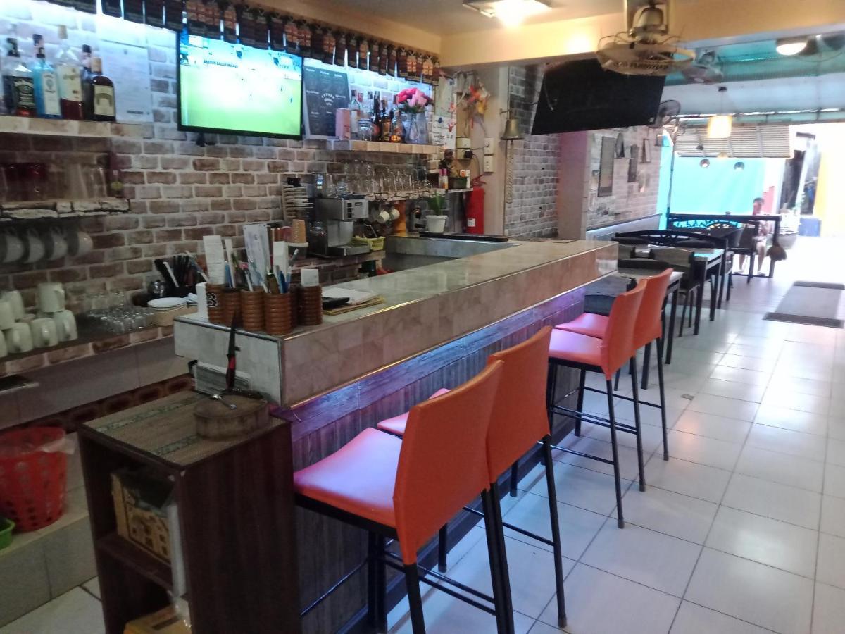Living Room Guesthouse & Cafe Bar Karon Exterior photo