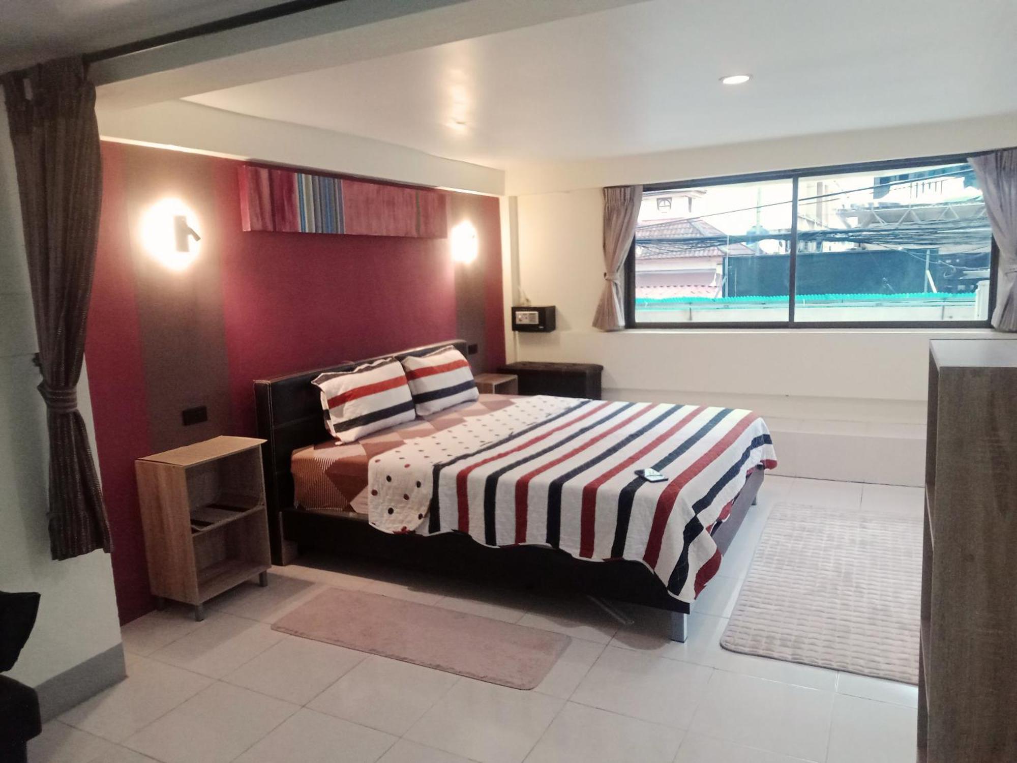 Living Room Guesthouse & Cafe Bar Karon Exterior photo
